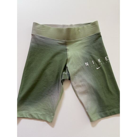 Nike Pants - Nike Sportswear Women’s Green Ombre Bike Shorts Size S Logo Athletic